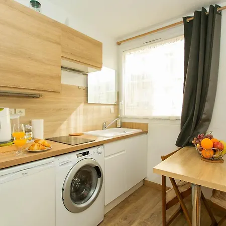 Champs Elysees - Arc De Triomphe Studio דירה פריז